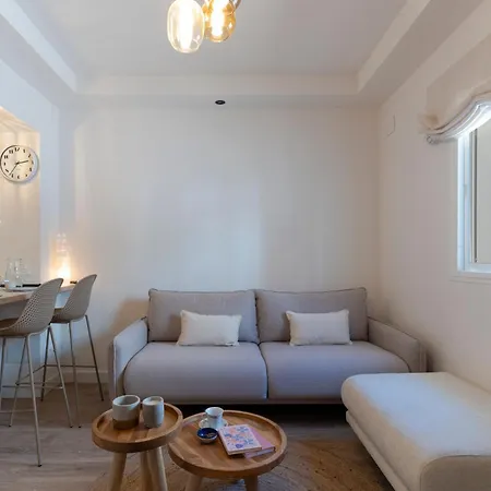 Sil Townhouse Centre * Estepona