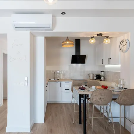 Sil Townhouse Centre Lejlighed Estepona